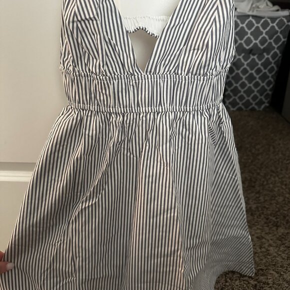 Encourage Poplin Mini Dress - Picture 5 of 6